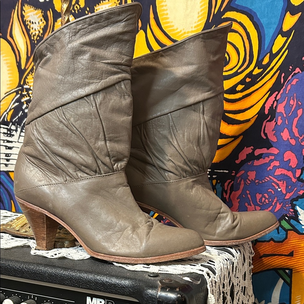 Vintage 1980s Frye Leather Heeled Boots